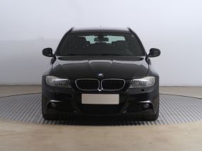 BMW 3 - 2010