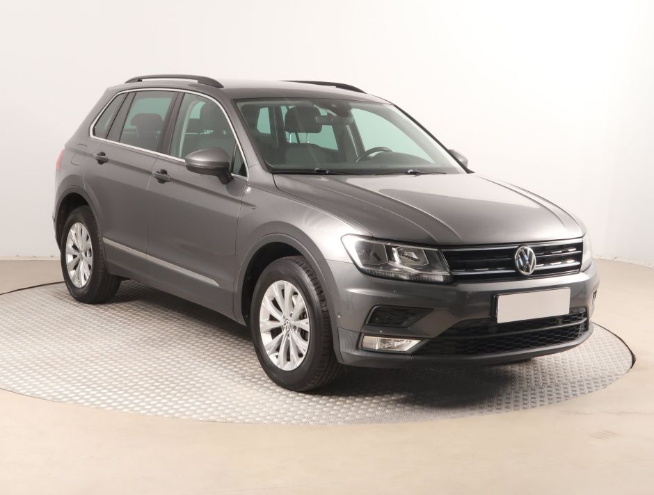 Volkswagen Tiguan - 2017