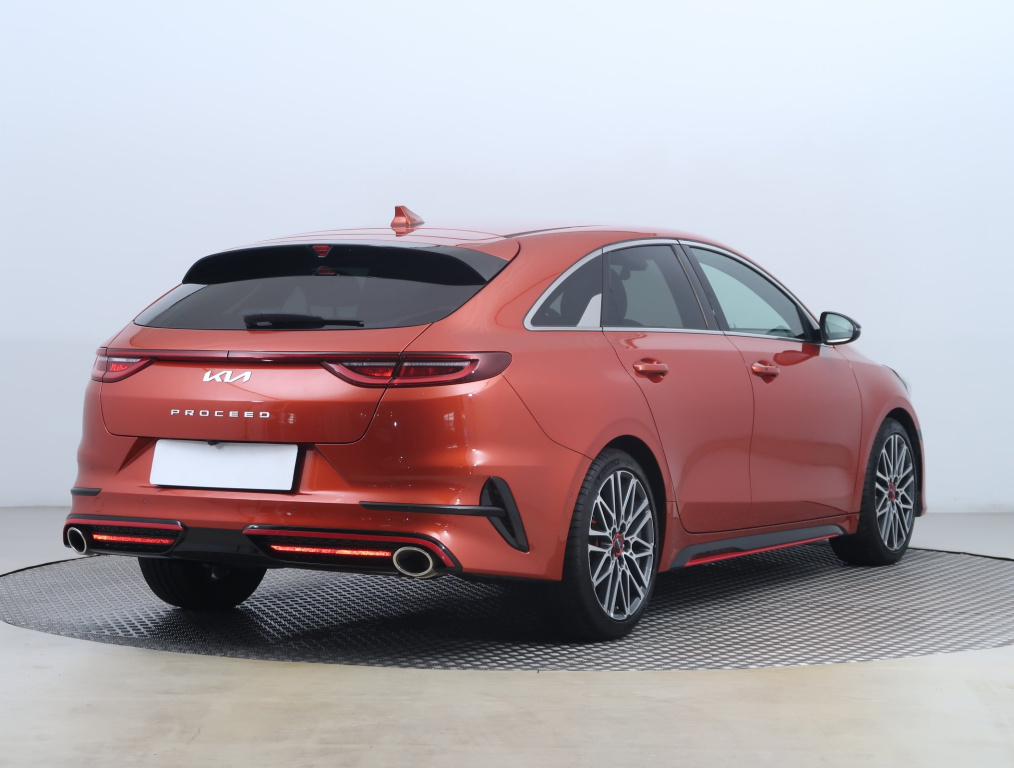 Kia ProCeed
