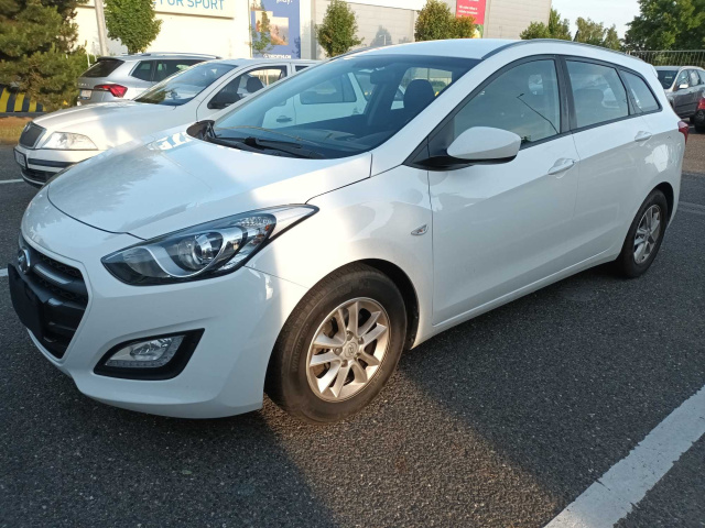 Hyundai i30 2016