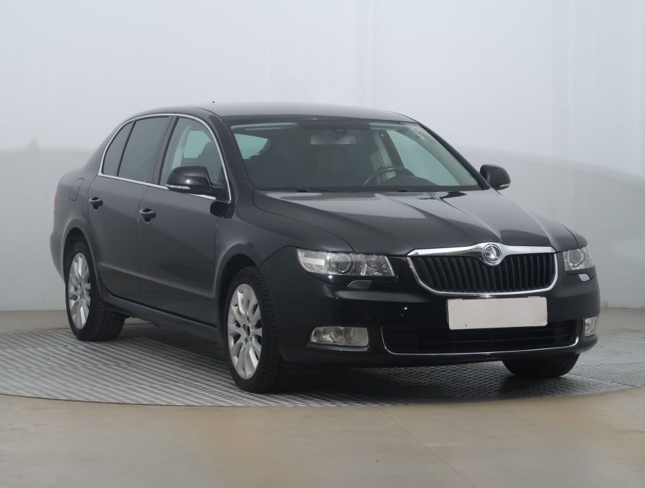 Skoda Superb - 2012