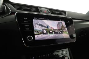 Škoda Superb - 2021