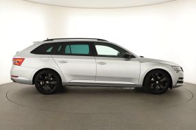 Škoda Superb - 2021