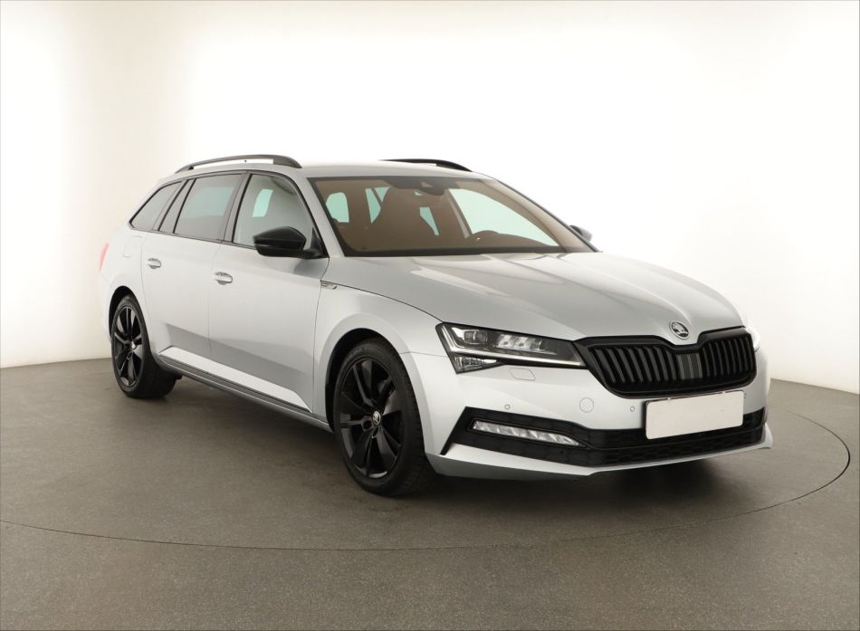 Škoda Superb - 2021
