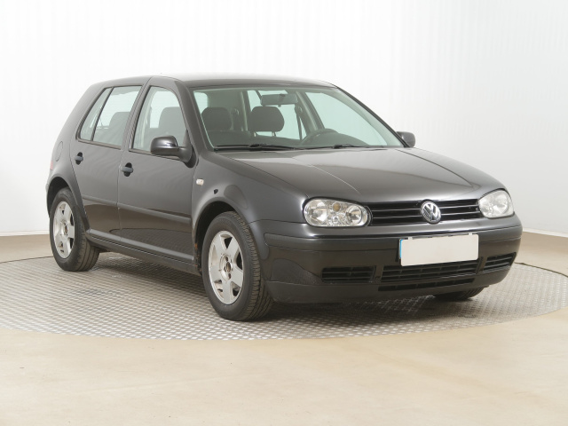 Volkswagen Golf 2002