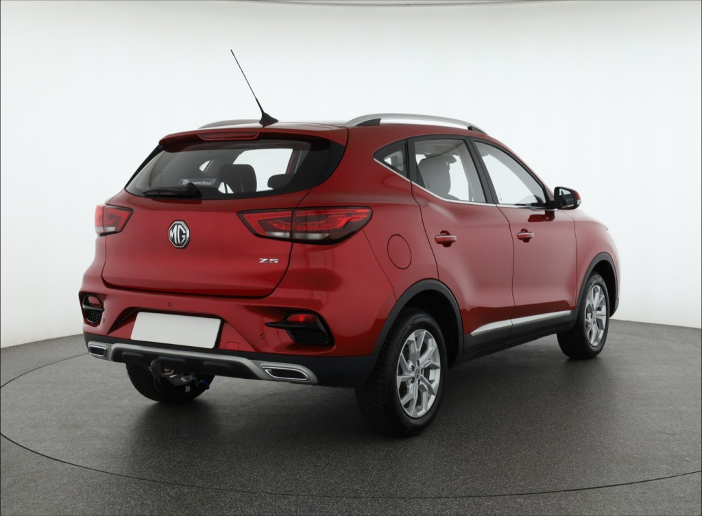 MG ZS SUV
