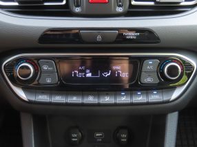 Hyundai i30 Fastback - 2021