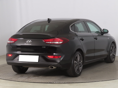 Hyundai i30 Fastback - 2021