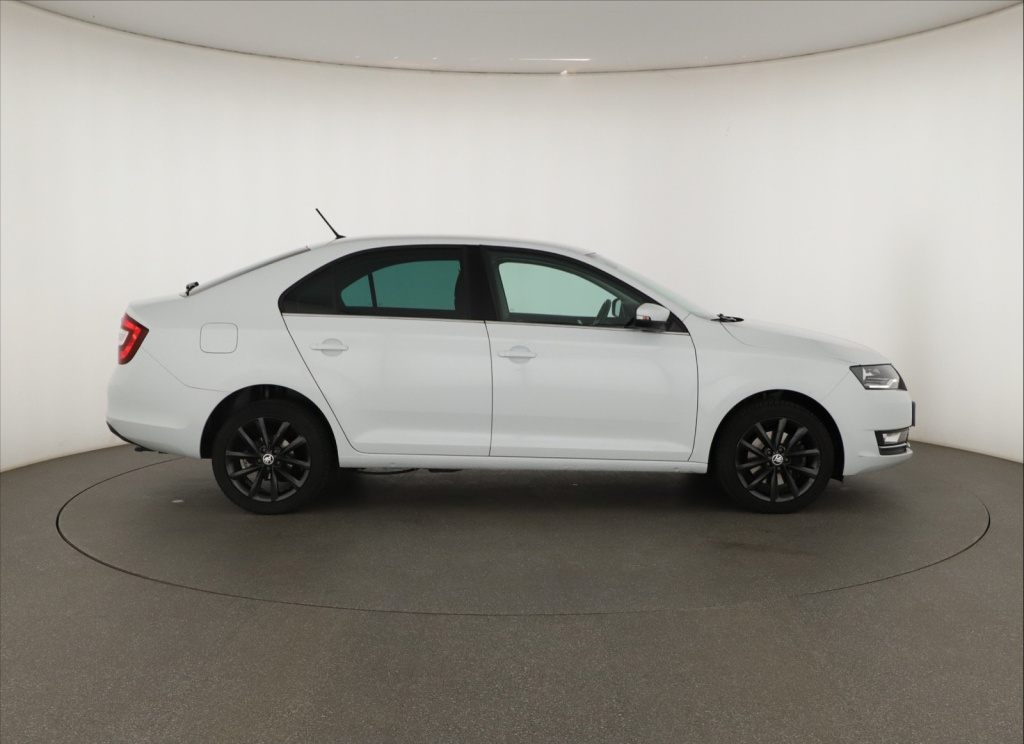 Škoda Rapid
