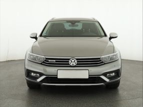 Volkswagen Passat - 2016