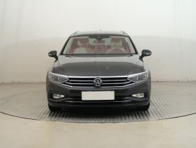 Volkswagen Passat - 2020