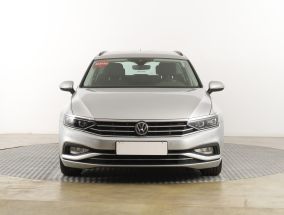Volkswagen Passat - 2020