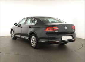 Volkswagen Passat - 2017