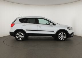 Suzuki SX4 S-Cross - 2020