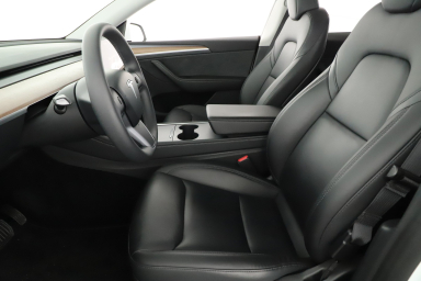 Tesla Model Y - 2023