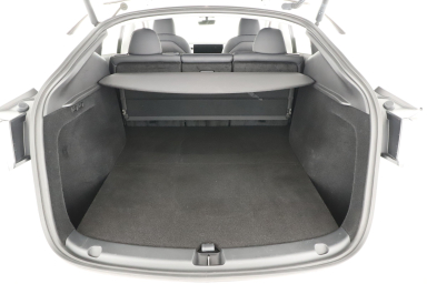 Tesla Model Y - 2023