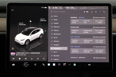 Tesla Model Y - 2023