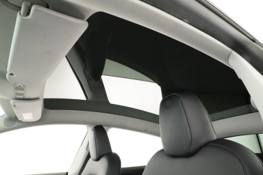 Tesla Model Y - 2023