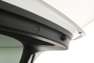 Tesla Model Y - 2023