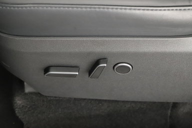 Tesla Model Y - 2023