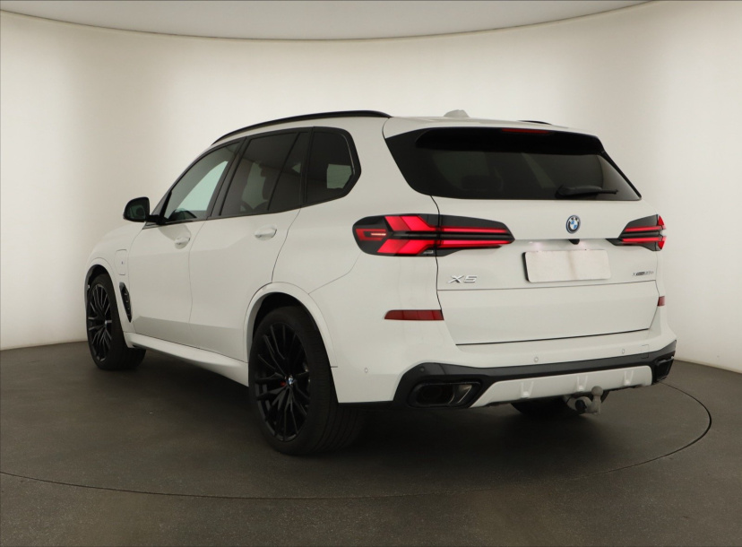 BMW X5, 2025
