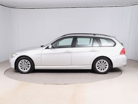 BMW 3 - 2010