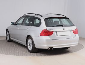 BMW 3 - 2010
