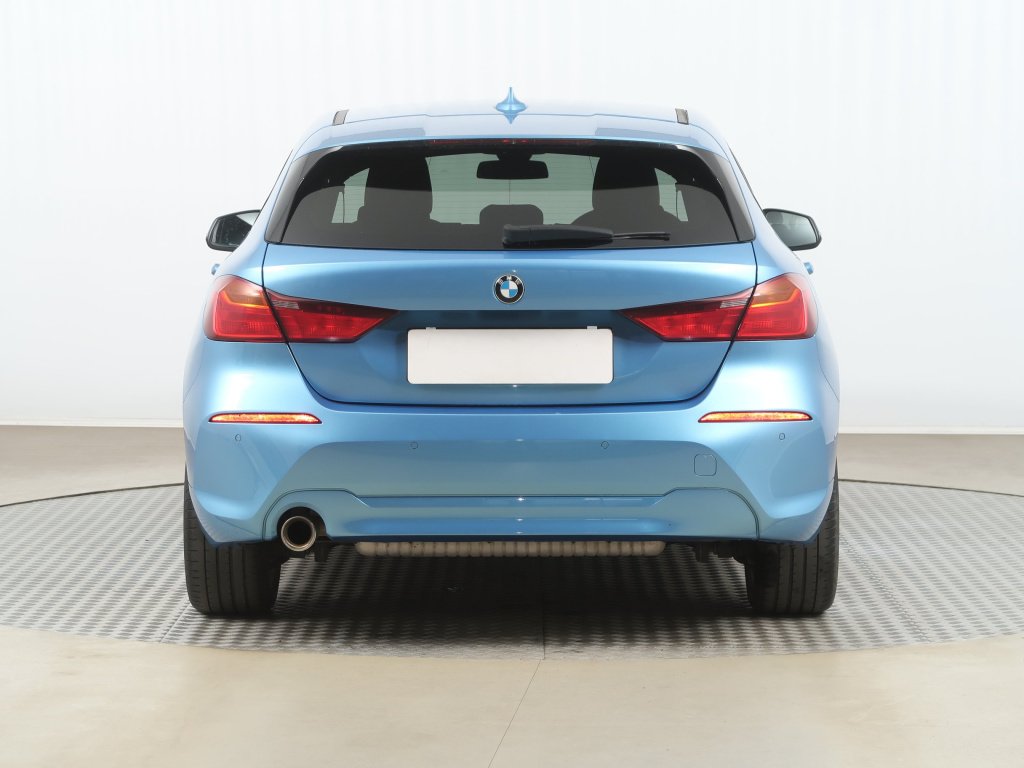 BMW 1