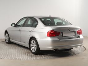 BMW 3 - 2011
