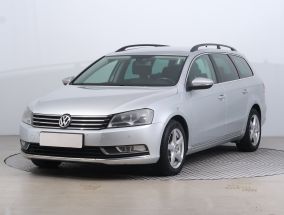 Volkswagen Passat - 2012