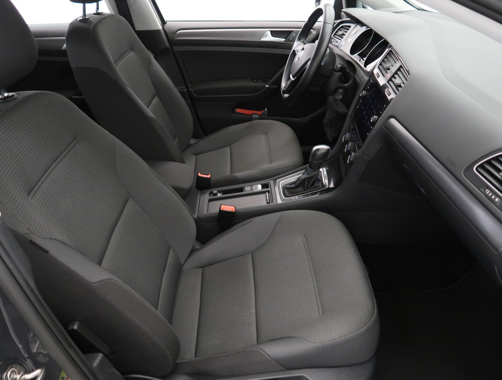 Volkswagen e-Golf