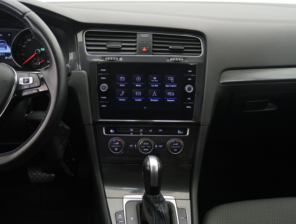 Volkswagen e-Golf