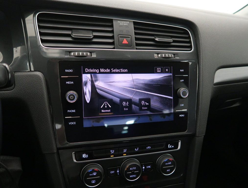 Volkswagen e-Golf