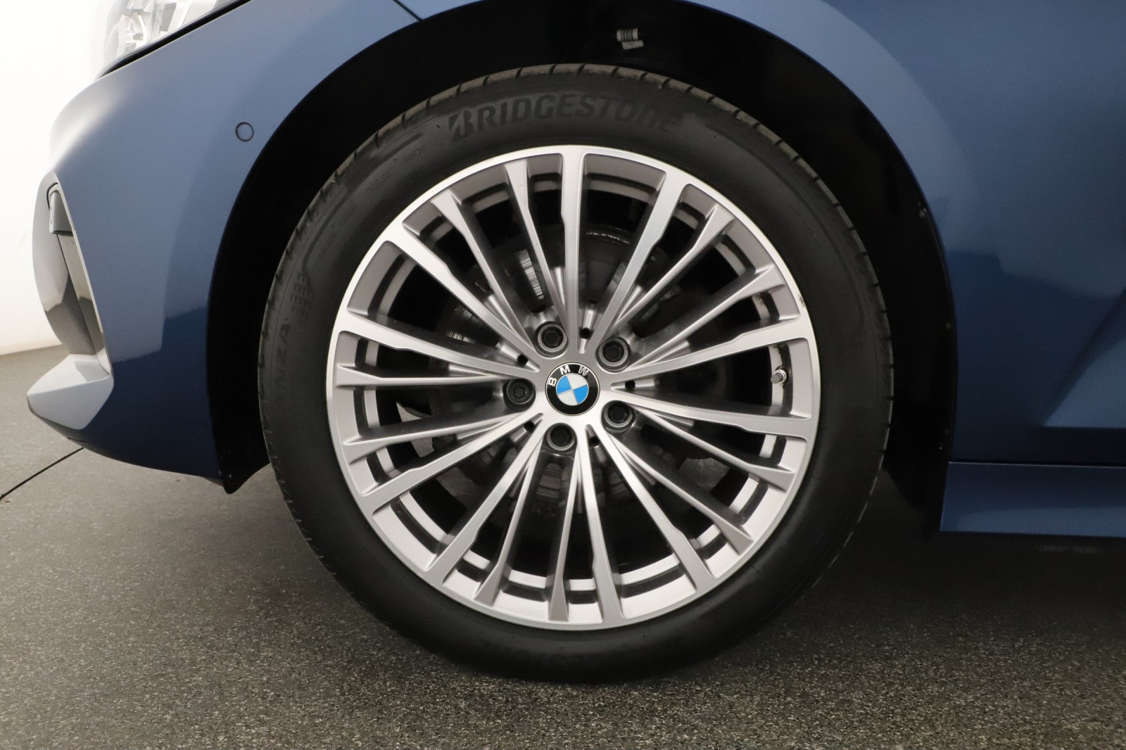 BMW 3 - 2023