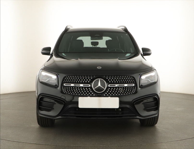 Mercedes-Benz GLB, 2026