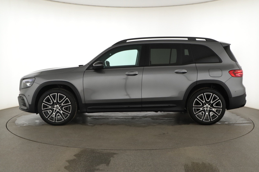 Mercedes-Benz GLB, 2026