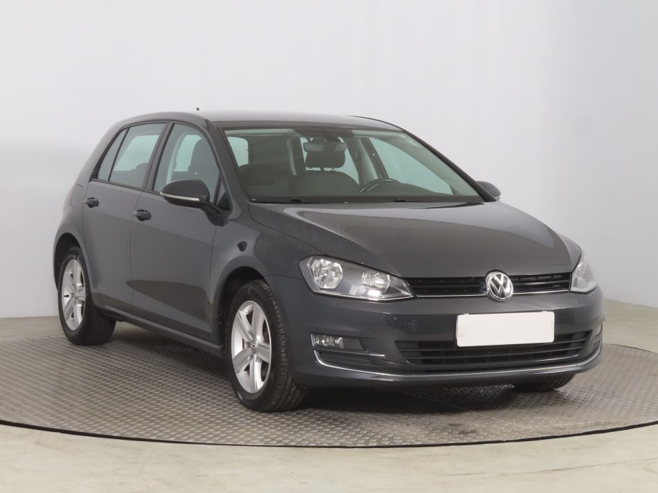 Volkswagen Golf - 2017