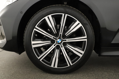 BMW 3 - 2023