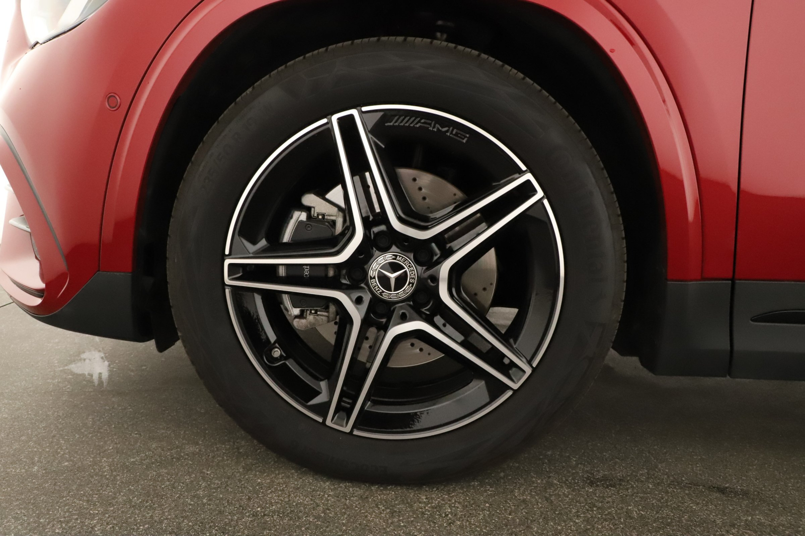 Mercedes-Benz GLA - 2025