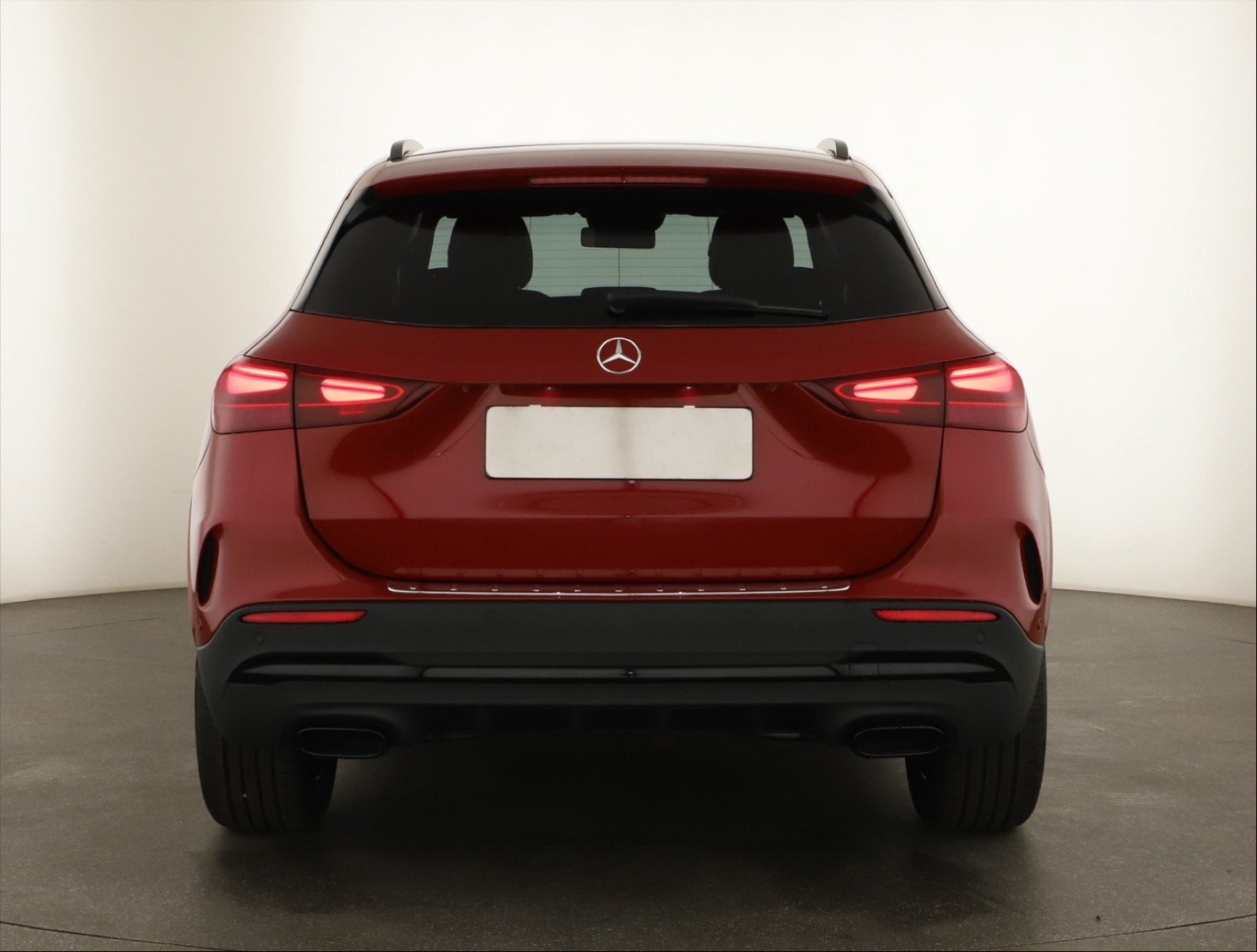 Mercedes-Benz GLA - 2025