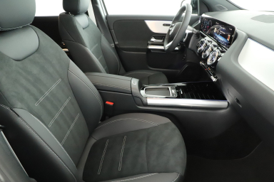 Mercedes-Benz GLA - 2025
