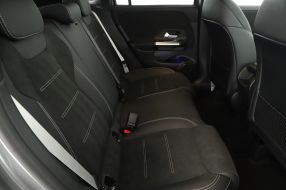 Mercedes-Benz GLA - 2025