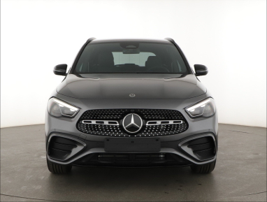 Mercedes-Benz GLA - 2025