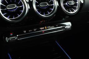 Mercedes-Benz GLA - 2025