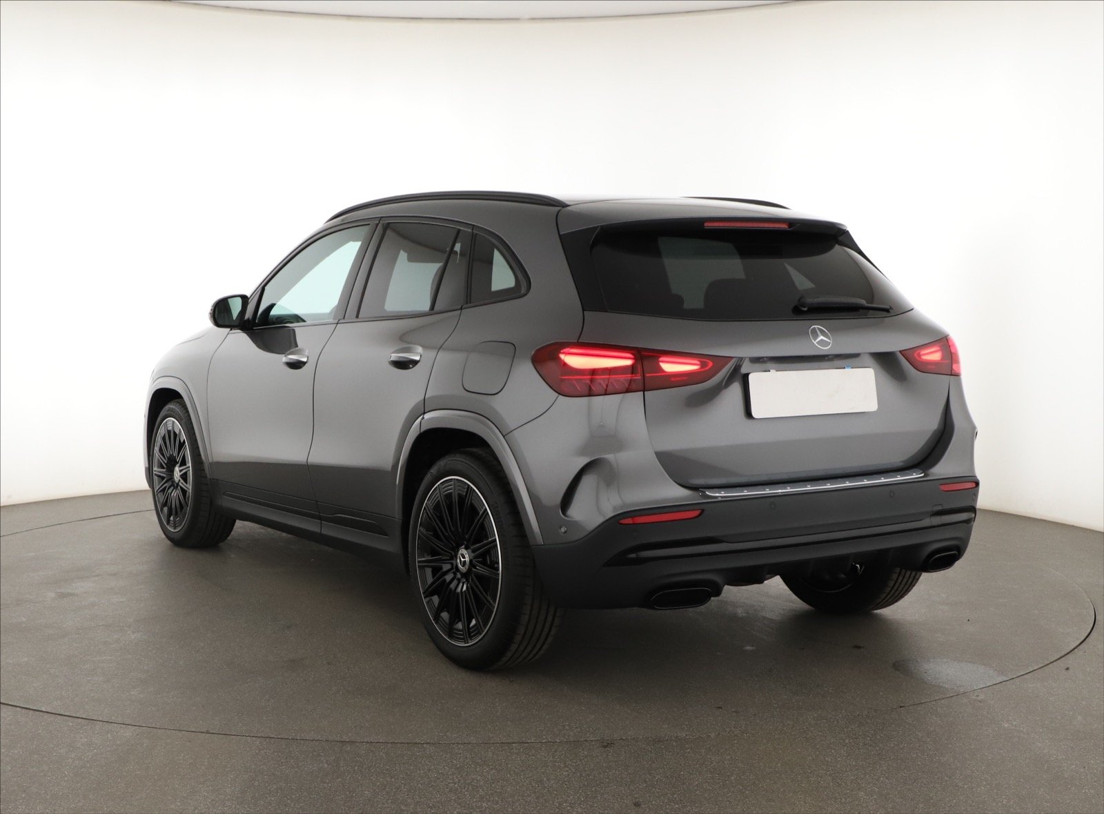 Mercedes-Benz GLA - 2025
