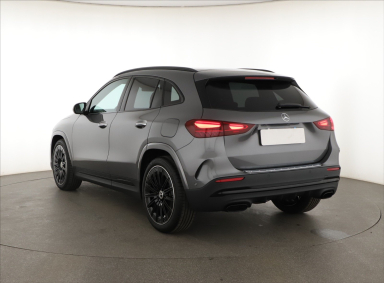 Mercedes-Benz GLA - 2025