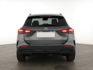 Mercedes-Benz GLA - 2025