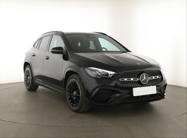 Mercedes-Benz GLA 2025