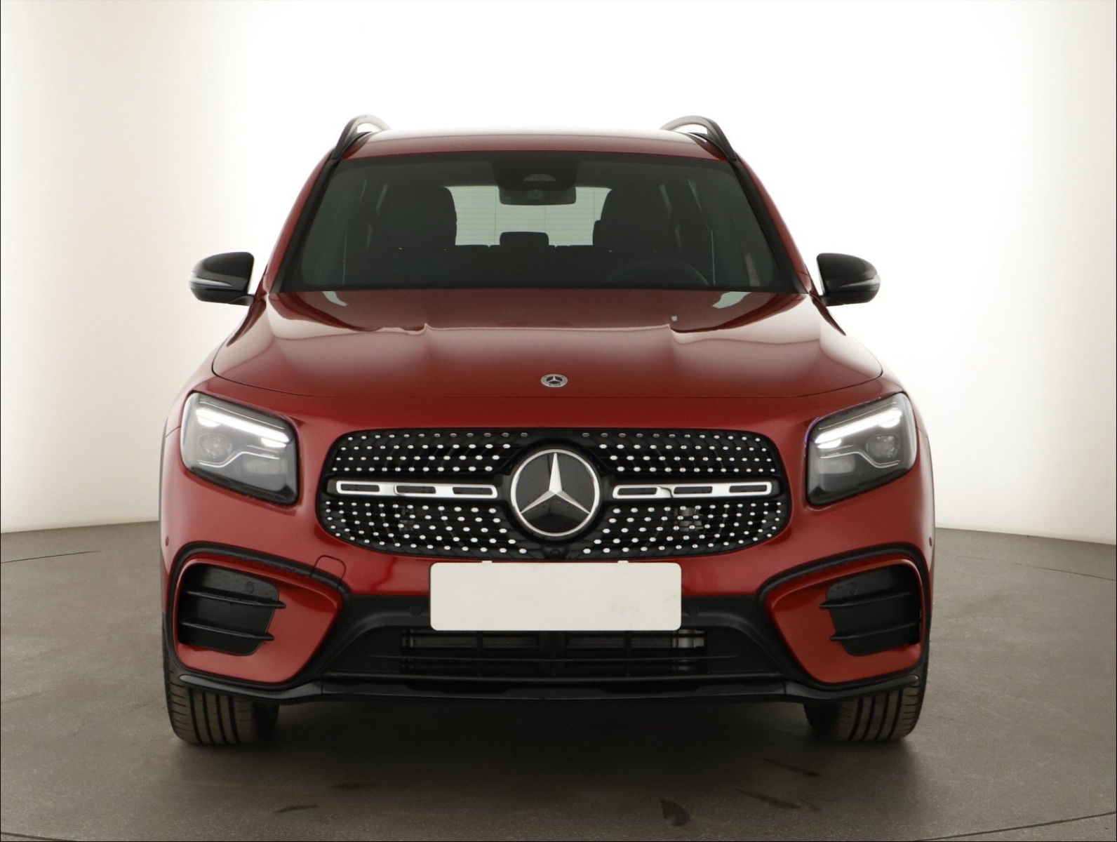 Mercedes-Benz GLB - 2026
