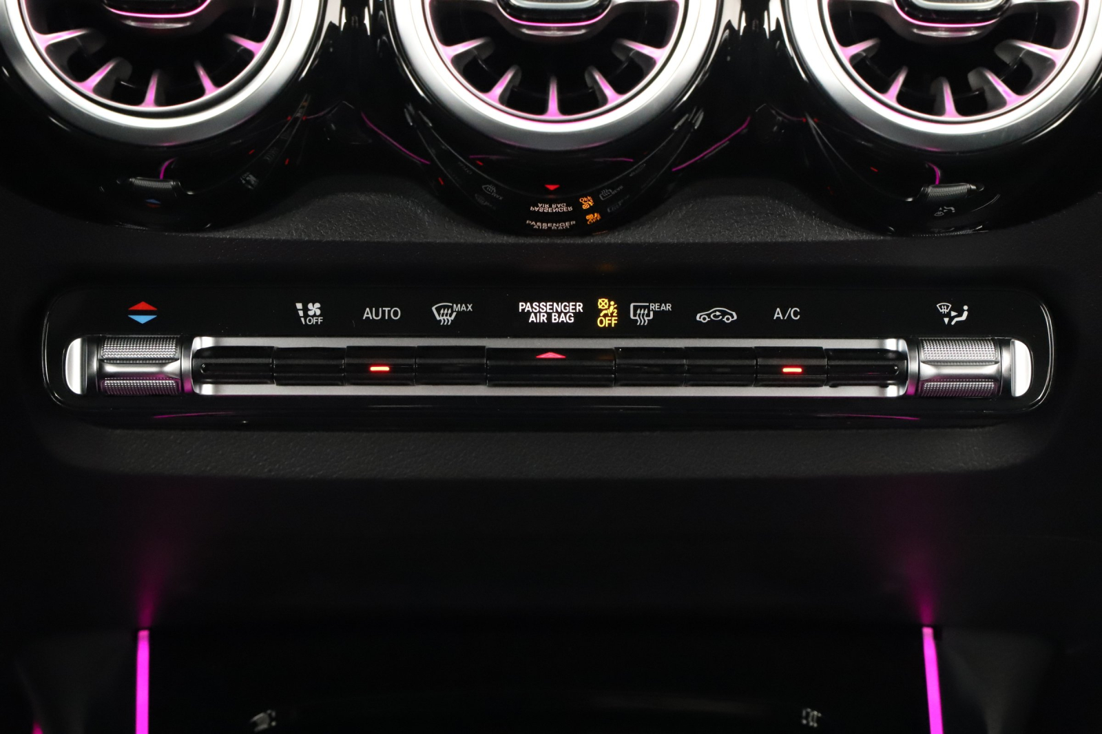 Mercedes-Benz GLB - 2026